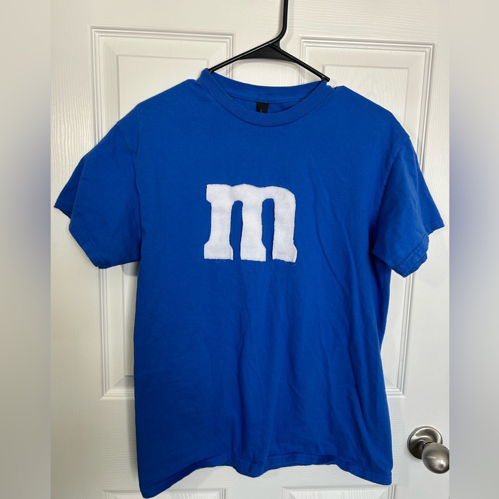 M&M, Men’s Tee, Blue, Size M